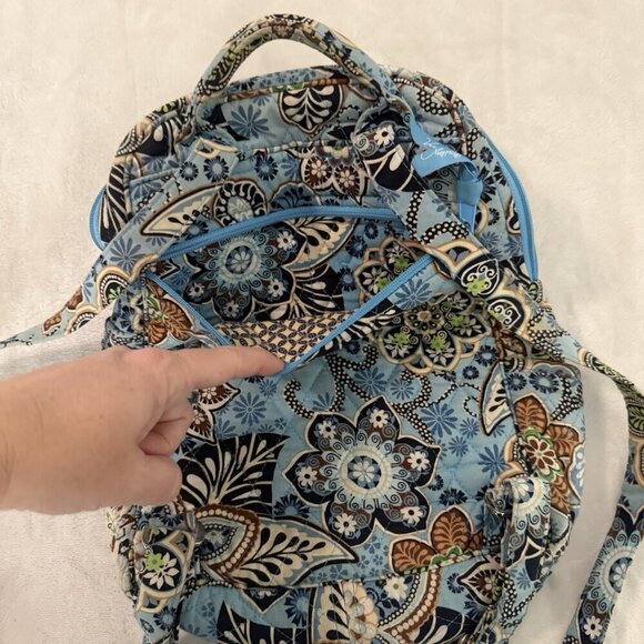Vera Bradley Quilted Small Backpack Magnetic Front Flap Blue Brown Floral Design - Picture 7 of 9